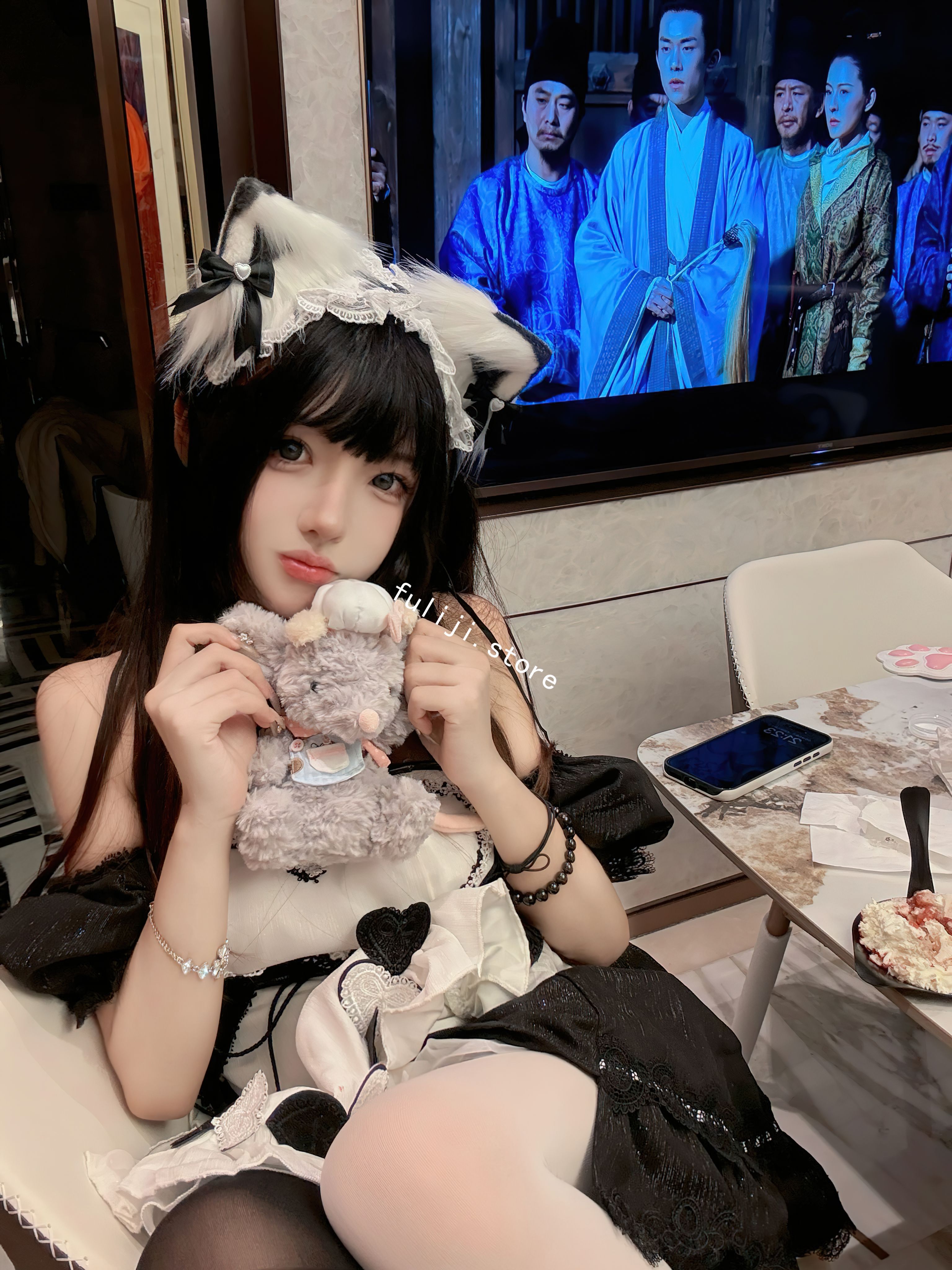 高颜值巨乳反差【Kveotaku7/香风智乃】x日常视图合集【535m】