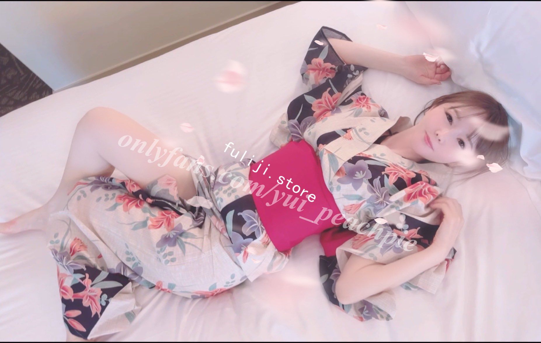 OnlyFans纯欲系妹子【Yui_Peachpie】合集【90v 42G】-福利姬杂货铺