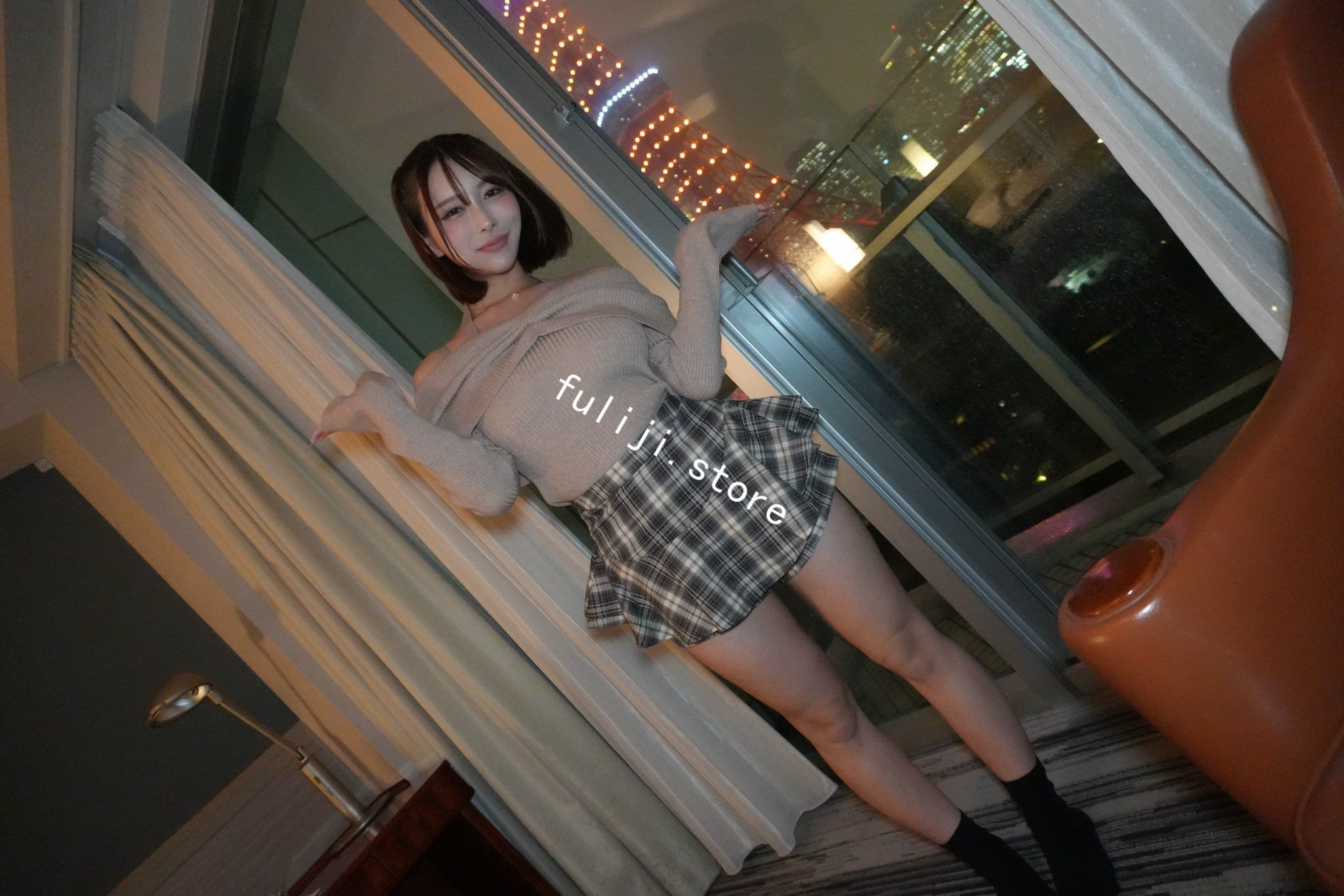 Myfans高颜值阿黑颜痴女【りお /bu_ivv】合集【69.4G】