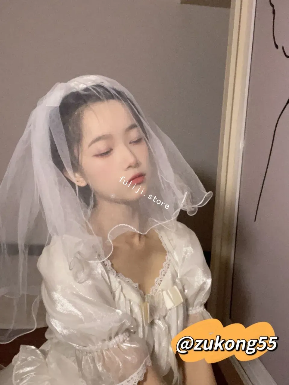 反差04年清纯露脸小姐姐『胡椒籽@hujiaozi33』最新合集【19.2G】