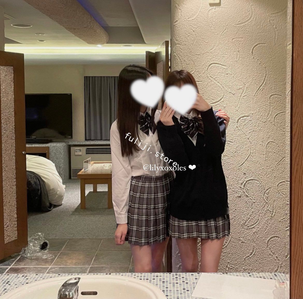 日本高质量女同博主【lilyxoxoles/Ririka&Aya】合集【19.3G】 - 福利姬杂货铺-福利姬杂货铺