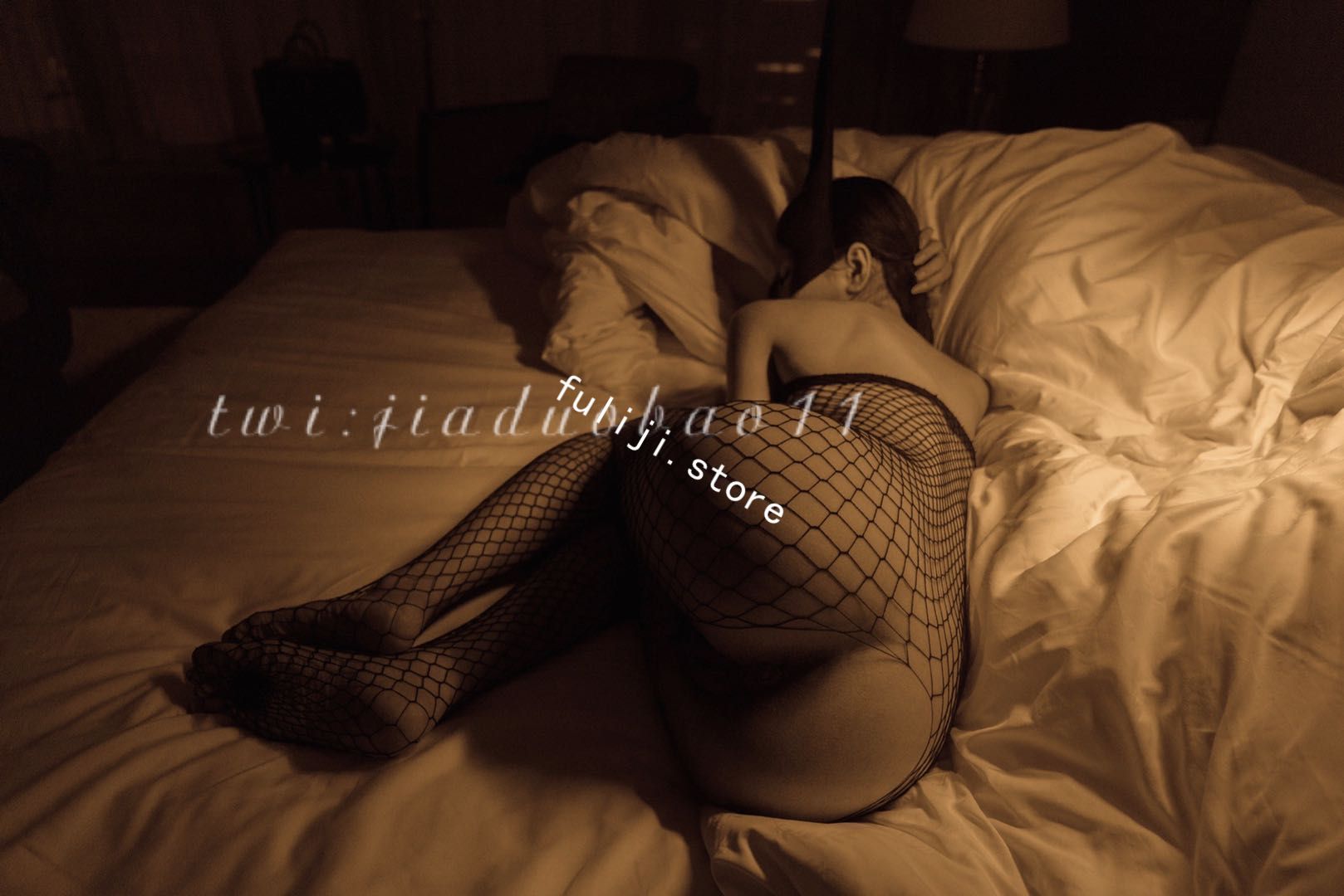 网红反差女神【佳多饱】视图合集【659P 210V 11G】