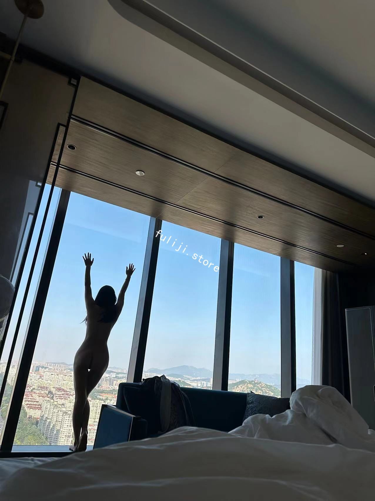 推特绿帽淫妻博主【睡不醒的虫/chongge888】新旧合集【9.8G】