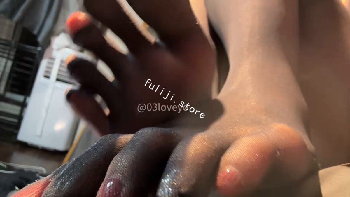 推特二次元嫩妹【33/03loveyo】足交榨精龟责合集【54V/24.8G】 推特二次元嫩妹【33/03loveyo】足交榨精龟责合集【54V/24.8G】