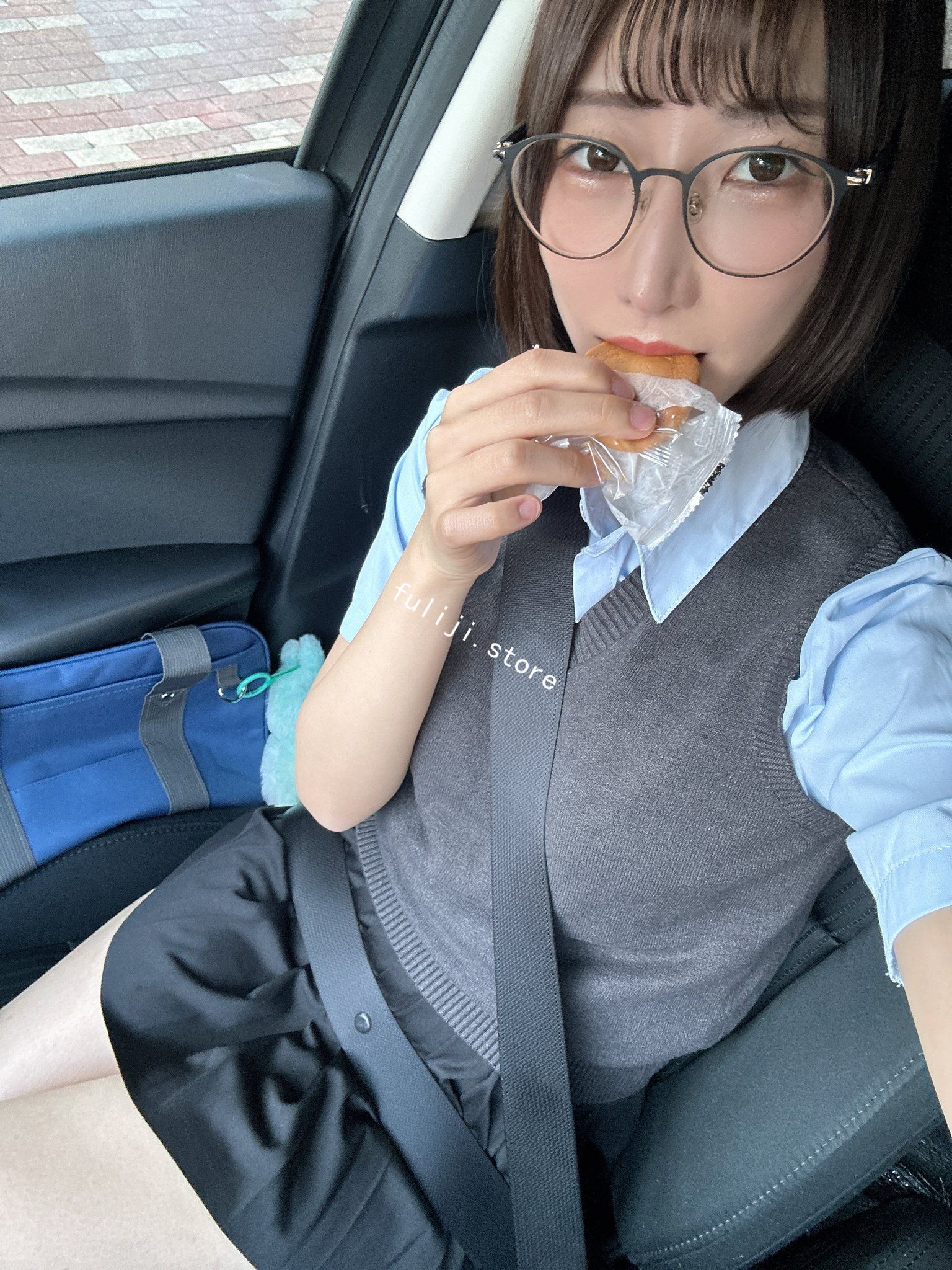 fc2正规军下海【yunadoll】onlyfans资源流出【24v 22.6G】 fc2正规军下海【yunadoll】onlyfans资源流出【24v 22.6G】