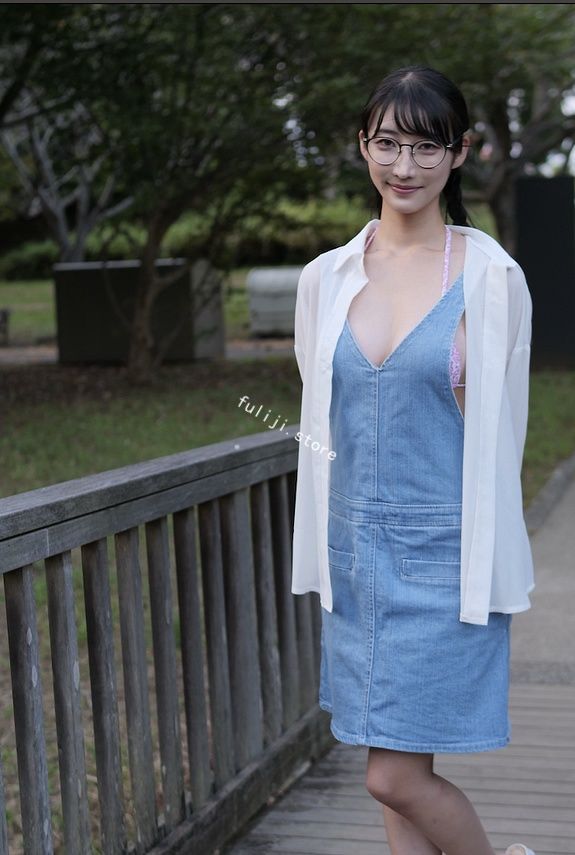 fc2正规军下海【yunadoll】onlyfans资源流出【24v 22.6G】 fc2正规军下海【yunadoll】onlyfans资源流出【24v 22.6G】